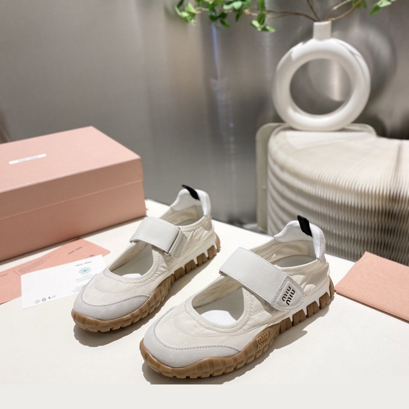 Miu Miu Casual Shoes